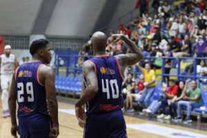 Toros se impuso en casa ante Llaneros