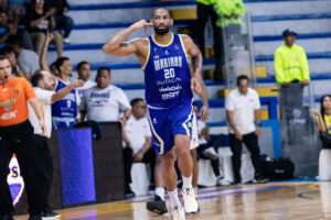 Marinos repitió, Pioneros, Trotamundos y Gladiadores ganaron el primero